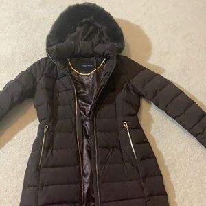 Ivanka Trump, women’s down coat fauxfur trimhoodie